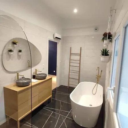 Apartmán Thesecret 8 Couchages, Sanctuaires Et Gare 5mn Climatise , Salle De Sport Terasse *