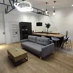 Apartment Thesecret 8 Couchages, Sanctuaires Et Gare 5mn Climatise , Salle De Sport Terasse